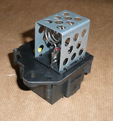Opornik wentylatora Citroen C4 Peugeot 206 307 308