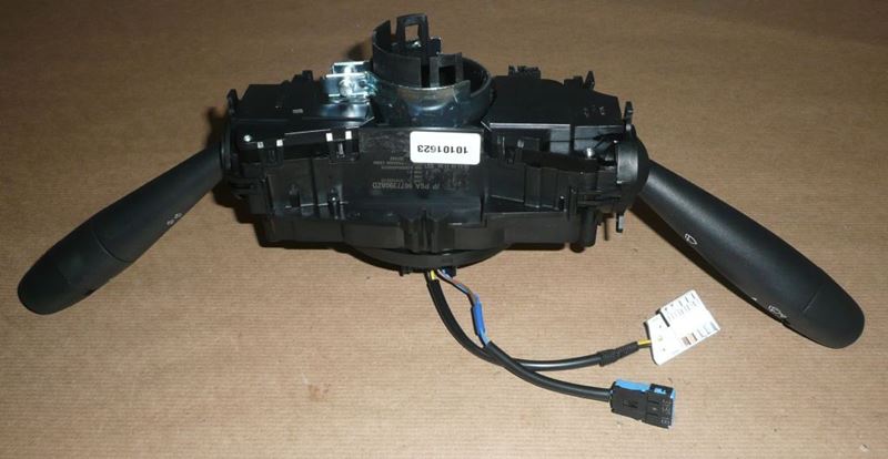 Przełącznik zespolony Peugeot 3008 5008