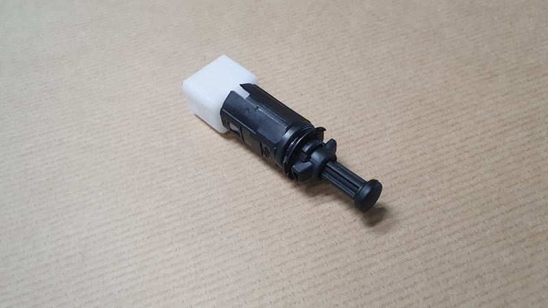Włącznik Świateł Stop Renault Laguna II