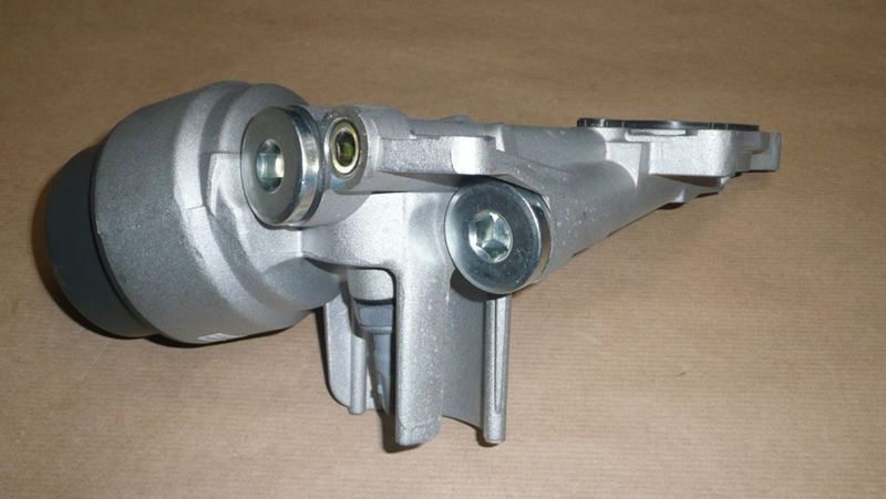 Wspornik filtra i chłodnicy oleju Peugeot Citroen 1.6