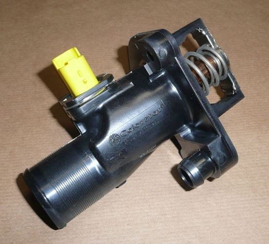 Obudowa termostatu Citroen C4 C5 II 2.0 Hdi