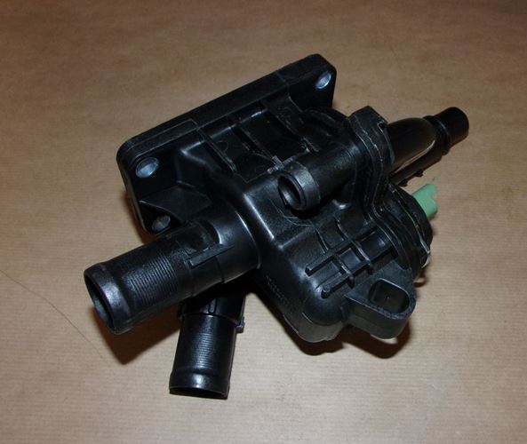 Obudowa termostatu Citroen C3 C4 Peugeot 206 207 301