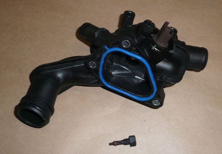 Obudowa termostatu Citroen C3 C4 DS3 Peugeot 207 208