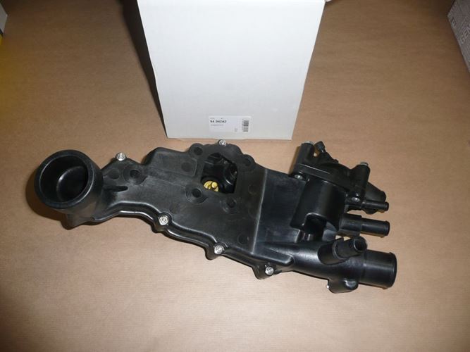 Obudowa termostatu Citroen C5 Peugeot 607 2.2 Hdi
