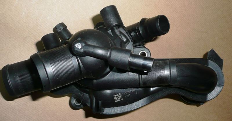Obudowa termostatu Citroen C3 DS3 Peugeot 207 208