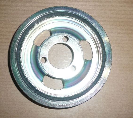 Koło pasowe wału Citroen C4 Peugeot 207 308 1.6 I EP6