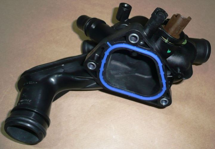 Obudowa termostatu Citroen Berlingo C3 C4 Peugeot 207