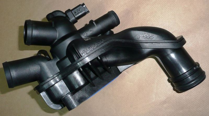 Obudowa termostatu Citroen Berlingo C3 C4 Peugeot 207