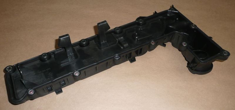 Pokrywa głowicy Citroen C5 C5 II Peugeot 407 2.0 Hdi