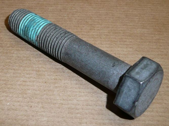 Śruba wału Peugeot Citroen 2.0 Hdi