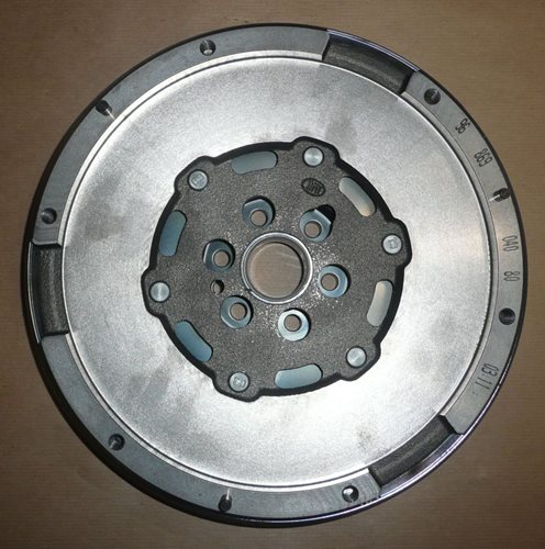 Koło dwumasowe Citroen C3 II Peugeot 207 2008 1.6 Hdi