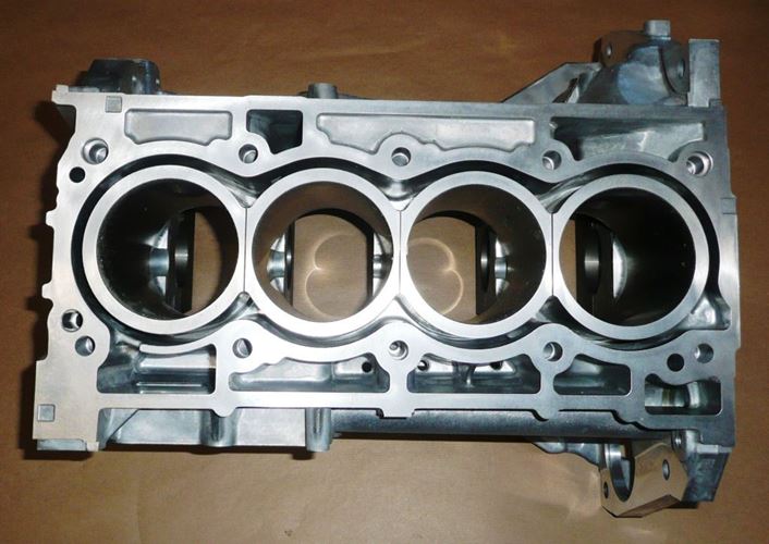Blok silnika Renault Megane III 2.0 16V