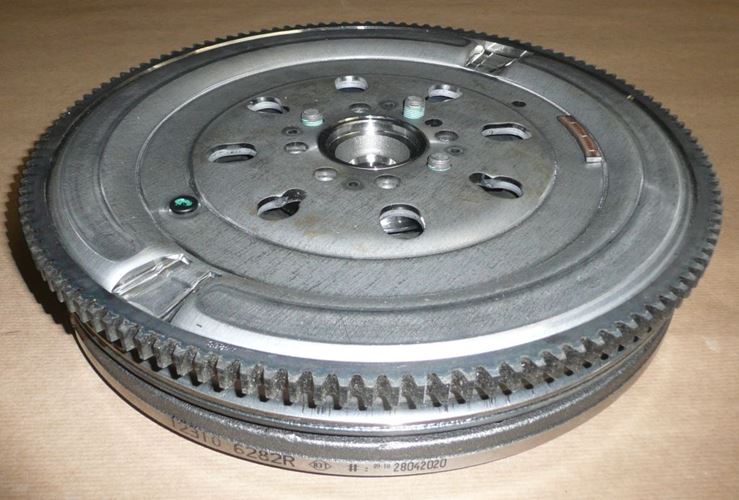 Koło dwumasowe Renault Master III 2.3 Dci