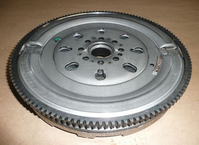 Koło dwumasowe Renault Master III 2.3 Dci