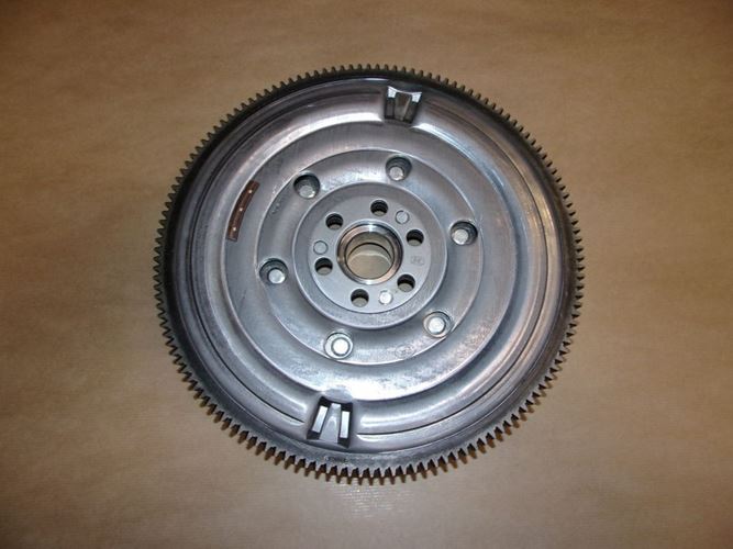 Koło dwumasowe Renault Clio IV Kadjar 1.6 Tce