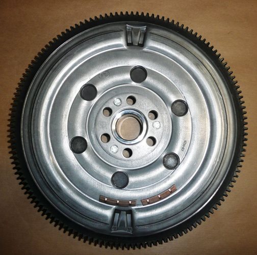 Koło zamachowe Renault Laguna III 2.0 16V