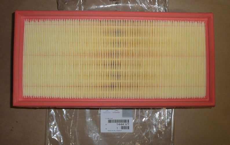 Filtr powietrza Peugeot 406 806 807 2.0 HDi 04.99>