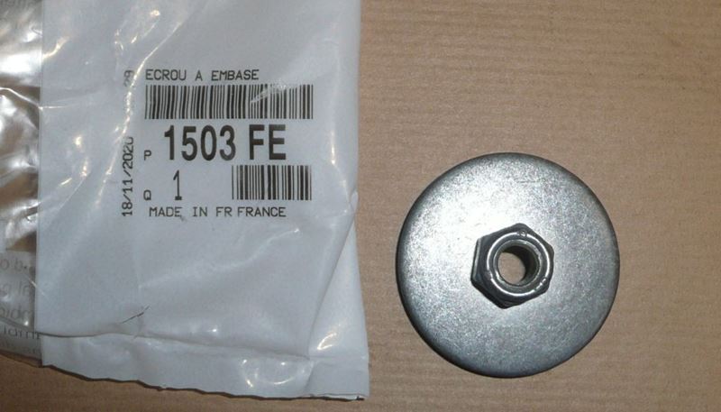 Nakrętka zbiornika AdBlue Citroen Berlingo III