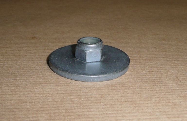 Nakrętka zbiornika AdBlue Citroen Berlingo III