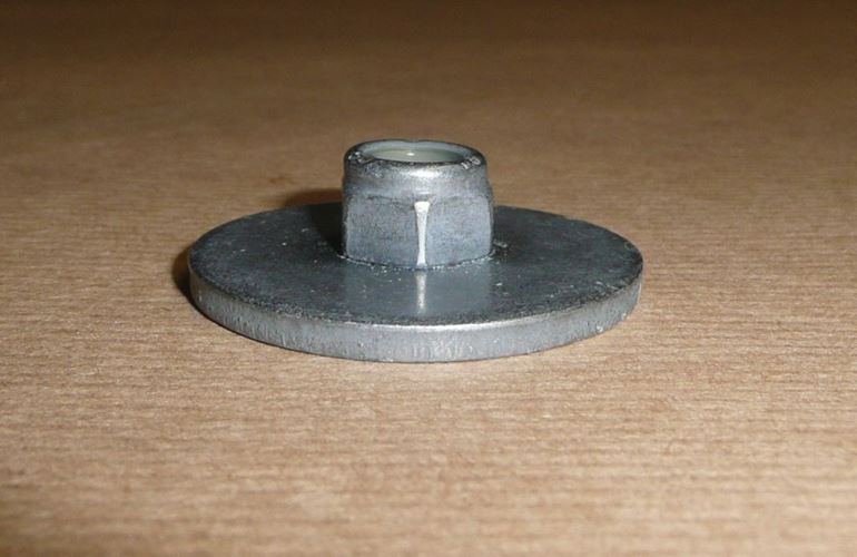 Nakrętka zbiornika AdBlue Citroen Berlingo III