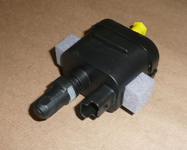 Pompa dodatku do paliwa Peugeot 4007 2.2 Hdi