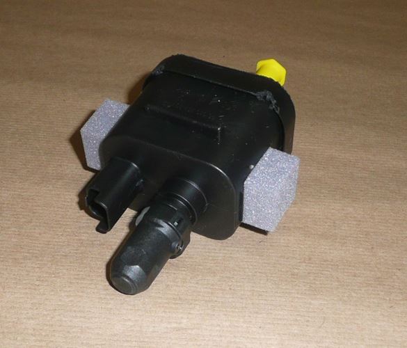 Pompa dodatku do paliwa Peugeot 4007 2.2 Hdi