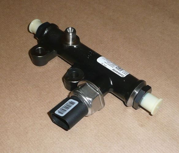 Rampa wtrysku Citroen C6 Peugeot 407 2.7 Hdi