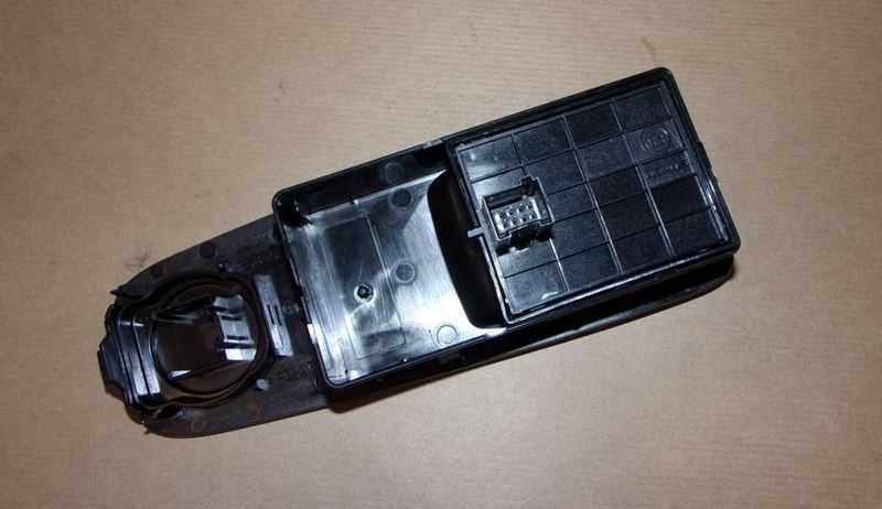 Przycisk podnoszenia i opuszczania szyb Peugeot Boxer III