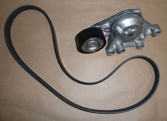 Komplet paska klinowego Citroen Berlingo Peugeot 208 1.6 Hdi