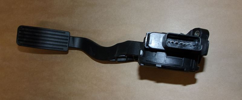 Nakładki na pedały Citroen C2 Peugeot 208 komplet 4 sztuki