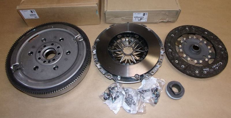 Koło dwumasowe + sprzęgło Citroen C4 2.0 Hdi