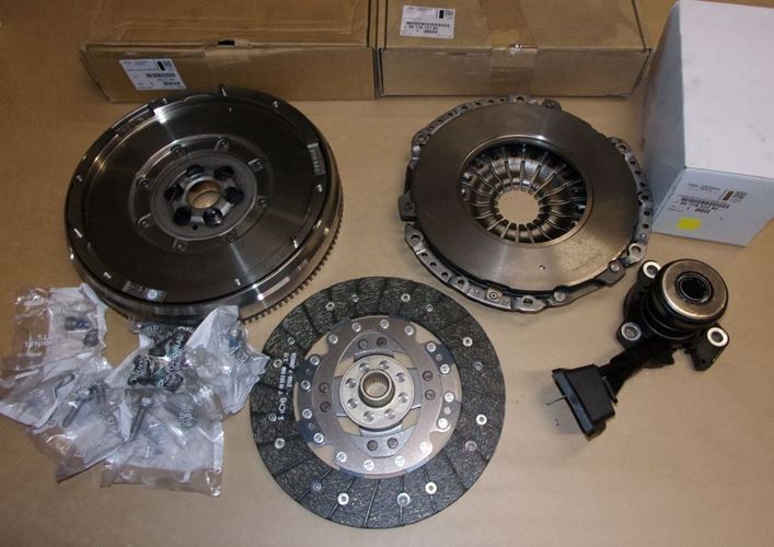 Koło dwumasowe + sprzęgło Citroen C4 Peugeot 208 1.6 THP