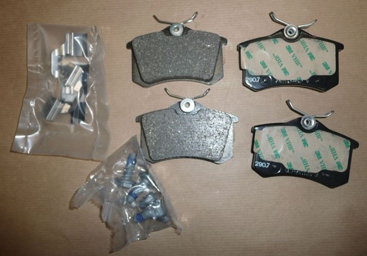 Klocki hamulcowe Citroen C3 DS3 Peugeot 207 208 2008 tył