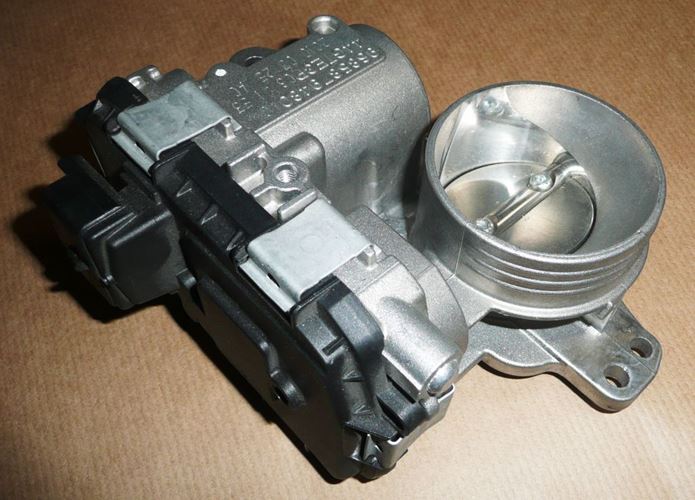 Przepustnica Citroen C3 Peugeot 206+ 207 1.1