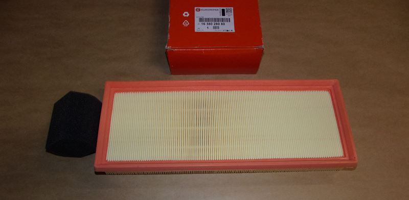 Filtr powietrza Citroen C3 II C4 III Peugeot 3008 5008 1.2