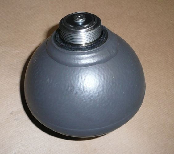 Sfera zawieszenia Citroen C5 III przód 2.2 Hdi