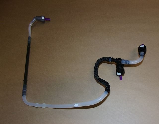 Przewód paliwa Renault Master III 2.3 Dci