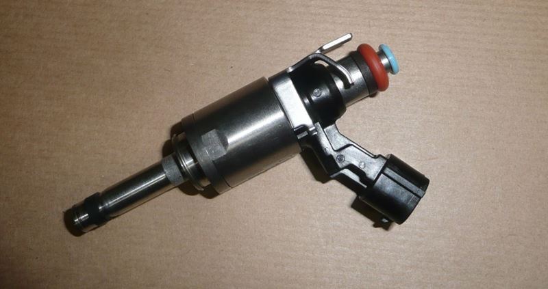 Wtryskiwacz Renault Clio IV Renault Kadjar 1.2 Tce