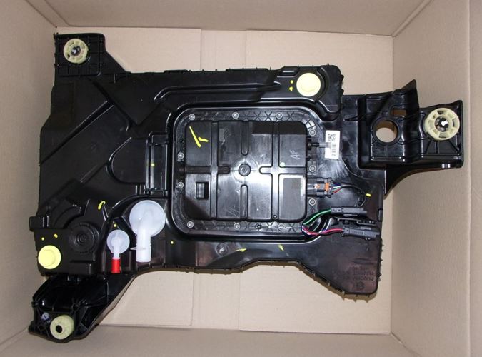 Zbiornik AdBlue Peugeot 3008 II 5008 II 1.6 Hdi