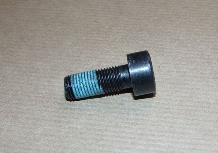 Śruba wału Citroen C4 Citroen C5 Peugeot 307 Peugeot 407 2.0 Hdi