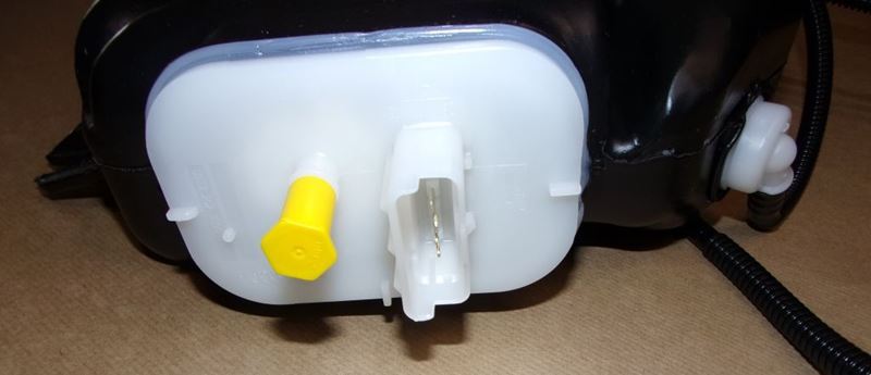 Zbiornik dodatku filtra FAP Peugeot Expert III