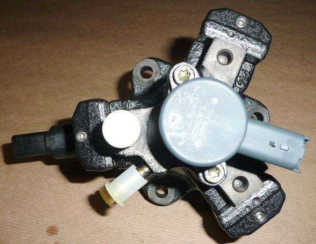 Pompa wtryskowa Citroen C5 C8 2.0 Hdi