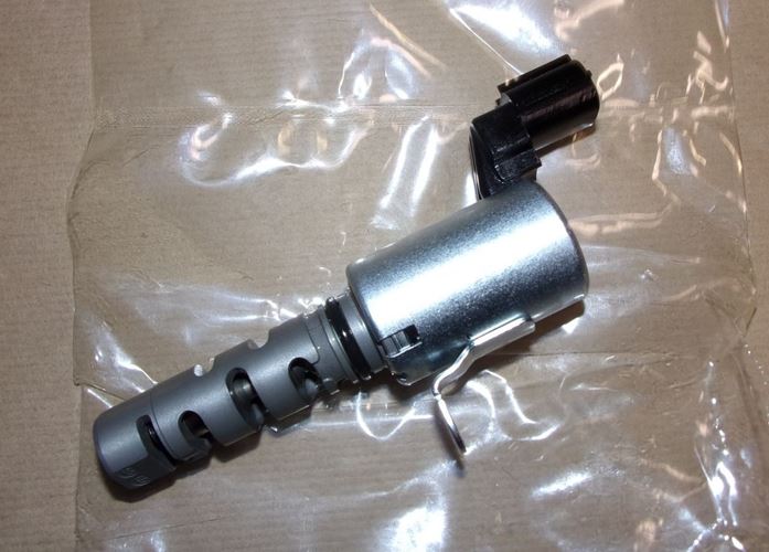 Elektrozawór zmiany faz rozrządu Peugeot 4007