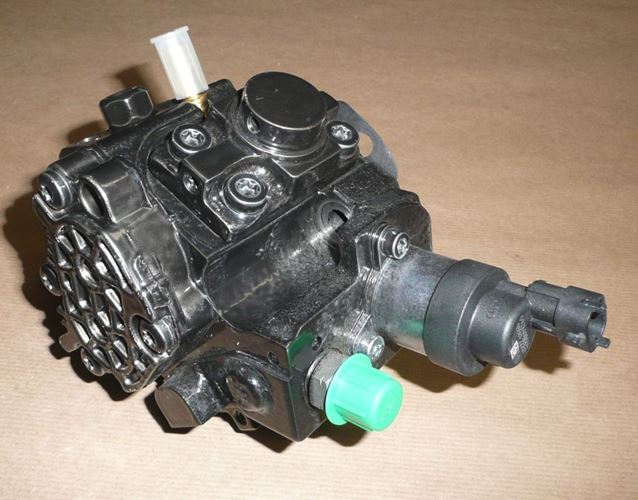 Pompa wtryskowa Citroen C5 II X7 Peugeot 407 2.2 Hdi