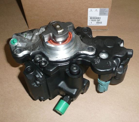 Pompa wtryskowa Peugeot 3008 5008 2.0 Hdi