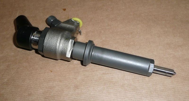 Wtryskiwacz Citroen C5 Citroen Berlingo Peugeot 206 2.0 Hdi