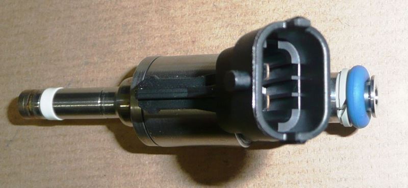 Wtryskiwacz Citroen C4 Peugeot 207 308 1.6 Vti