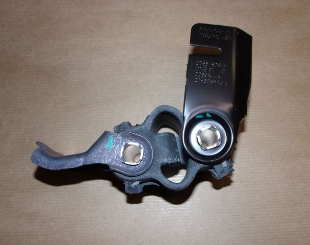 Wieszak tłumika Renault Clio III Modus