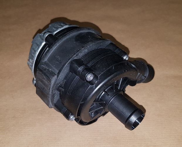 Pompa obiegu wody Dacia Duster 1.5 Dci