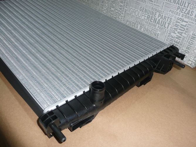 Chłodnica wody Renault Fluence 1.6 16V